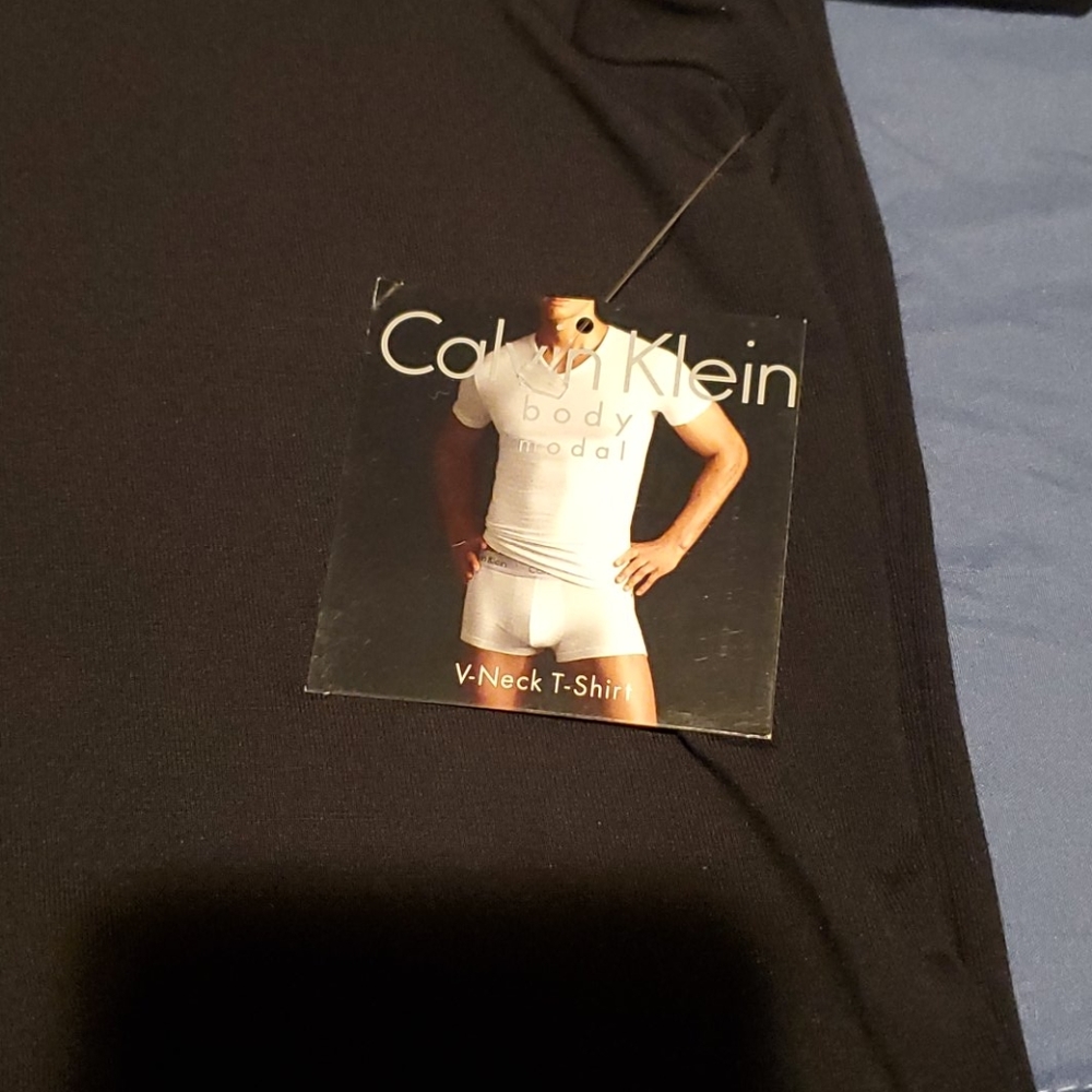 🟠🟠🟠NWT Clavin Klein Body Modal V-Neck T-Shirt - Picture 3 of 6